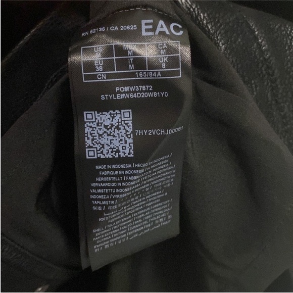 NWOT Guess A-Line Black Skirt with Velvet Pockets - Picture 6 of 15